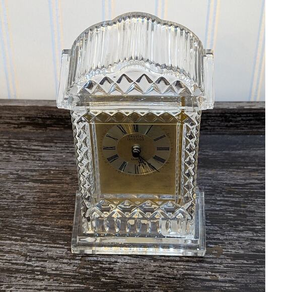 Godinger Crystal Quartz 24 % Crystal Battery Operated Mantel Clock - Picture 1 of 5
